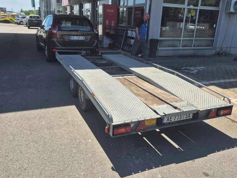Galerija Šlep služba Saša — Kruševac — slika 1