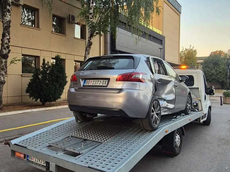Galerija Šlep služba Istok — Barajevo, Beograd — slika 2