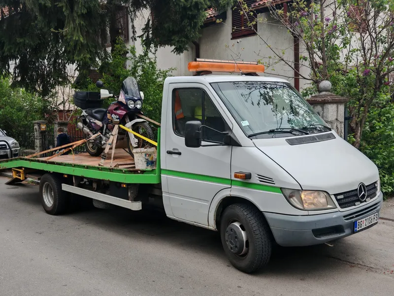 Galerija Stellar Motors - Šlep Služba Surčin — slika 5