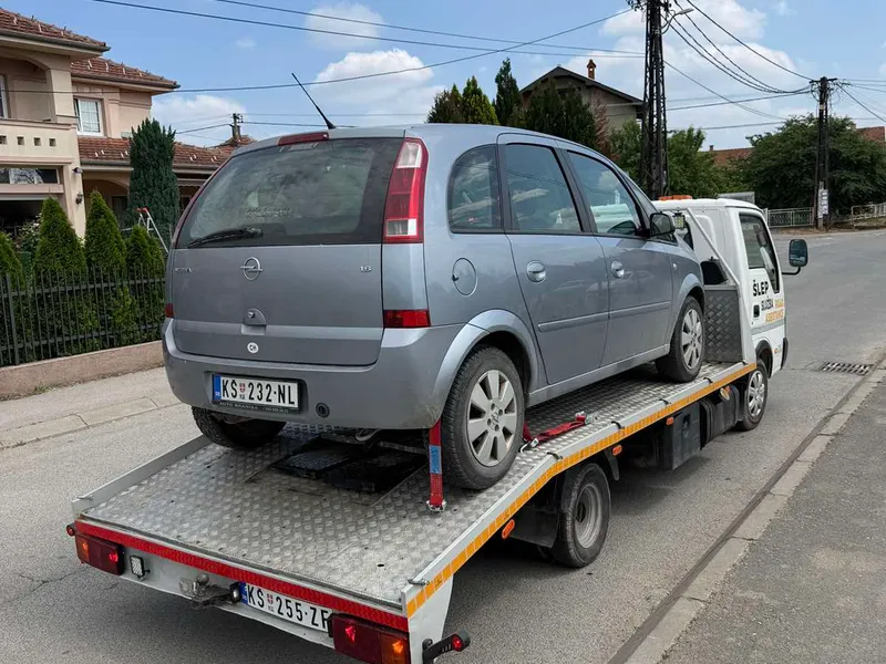 Galerija Šlep služba Floyd — Kruševac — slika 4