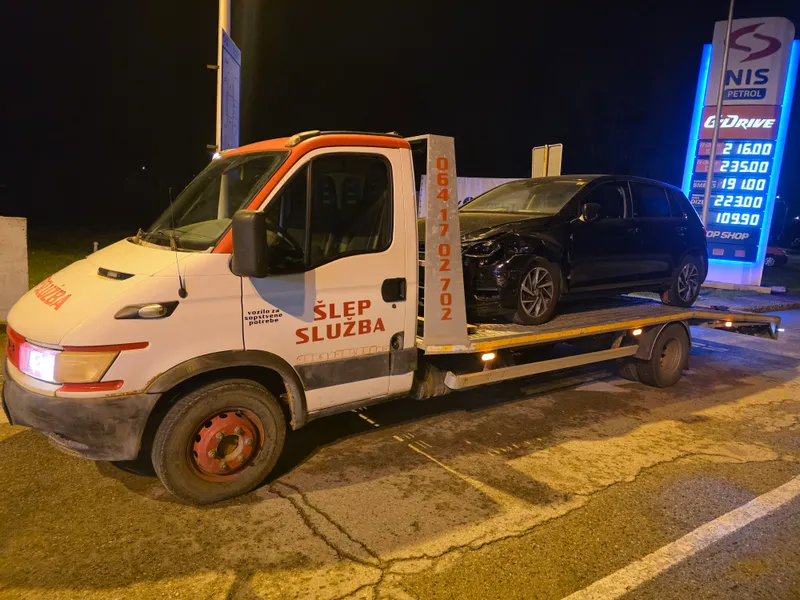 Galerija Auto-ART — šlep služba i limarija Čačak — slika 3