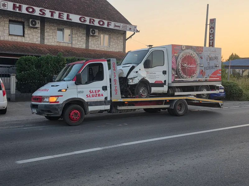 Fotografija 7 — Auto-ART — šlep služba i limarija Čačak