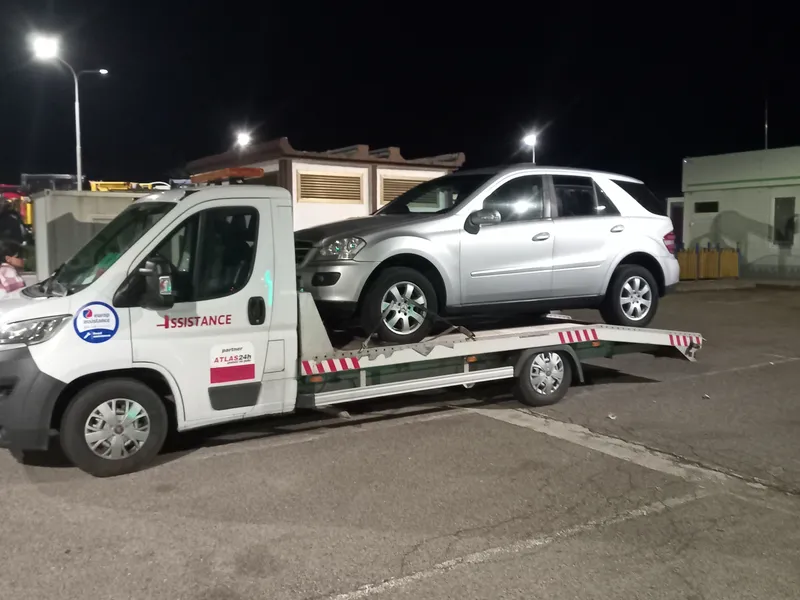 Galerija Auto servis i šlep Dejan Golubović — slika 4